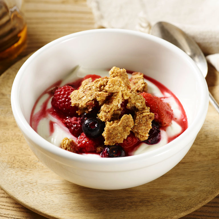 Triple-Berry-Granola-Crisp